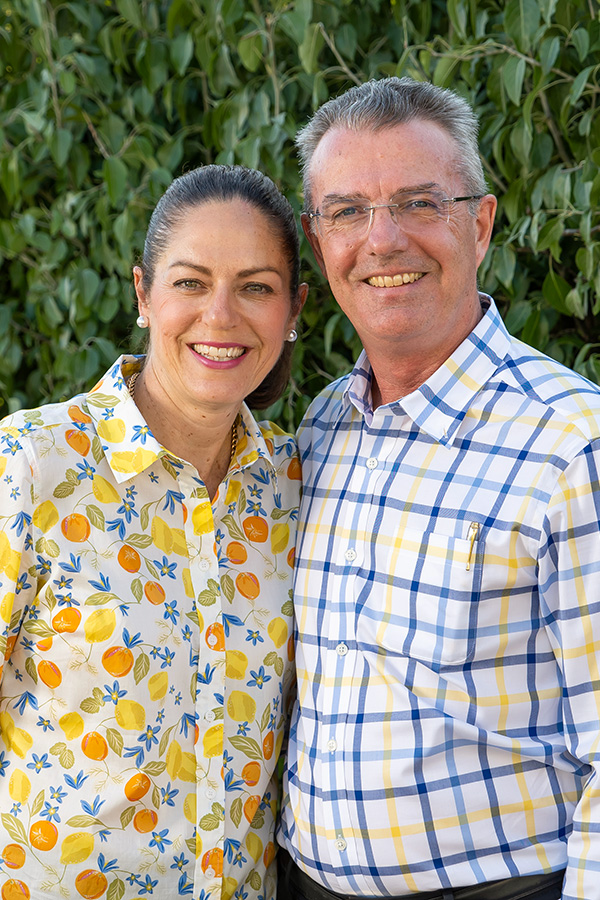 Toowoomba Business Networkers member Justine Dill & Chris Shine of Raine & Horne Toowoomba